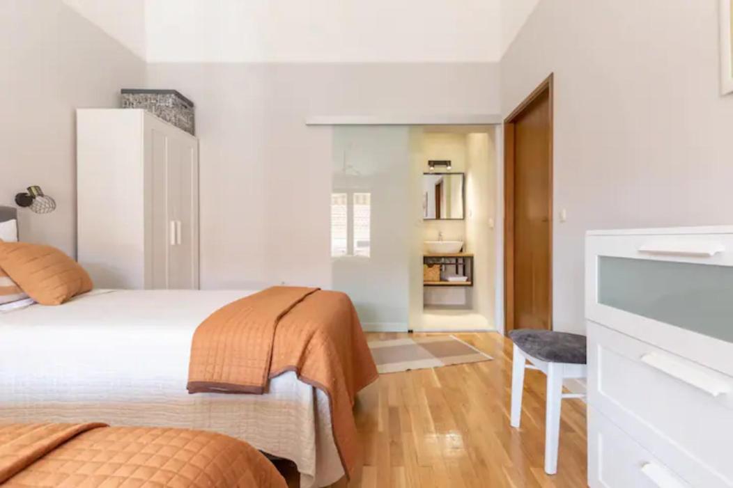 Apartments "Villa Antisin" With Heated Pool Zadar Exterior foto